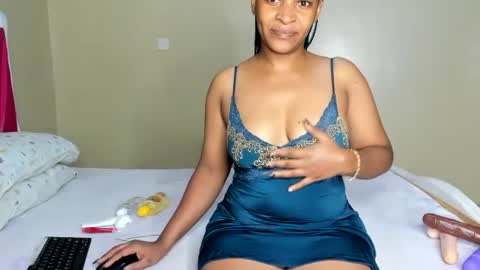 Kinky online show from August 2, 1:58 pm