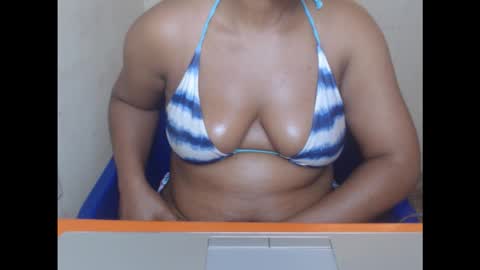 kinkyxxjuice online show from September 16, 2:25 pm