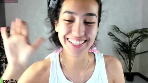 Snapshot of kira_lilian chatting on September 15, 3:59 am Aura online show from September 15, 3:59 am