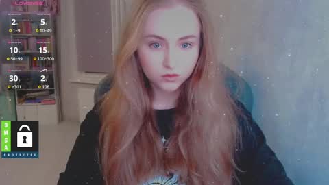 Snapshot of kira_love_sleep chatting on January 30, 3:08 pm you know thumb up me please its important online show from January 30, 3:08 pm