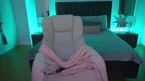 Kira online show from March 16, 2:47 am