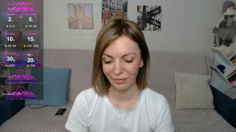 Snapshot of kiramartins_cat chatting on February 5, 3:23 am kiramartins cat online show from February 5, 3:23 am