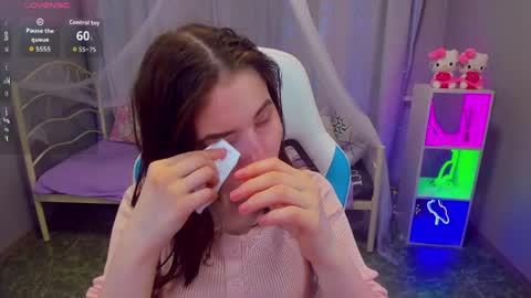 KiraParker online show from May 4, 6:44 pm