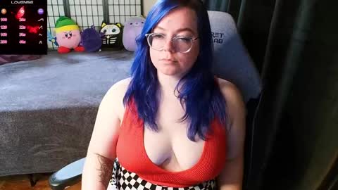 KiraSpitQueen online show from December 13, 2:21 am