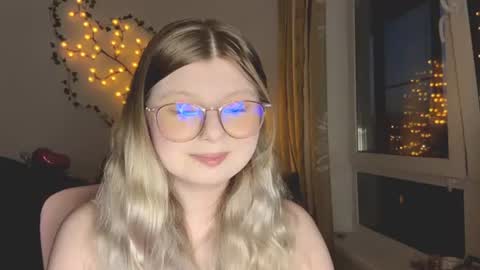 KiraYume online show from July 4, 9:43 pm