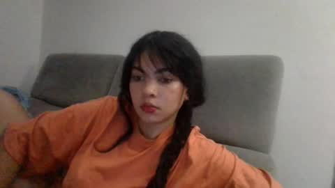 Snapshot of kiri_cute chatting on December 11, 5:32 am Kiri online show from December 11, 5:32 am