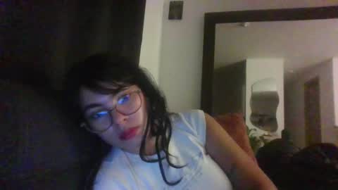 Snapshot of kiri_cute chatting on February 17, 4:53 am Kiri online show from February 17, 4:53 am