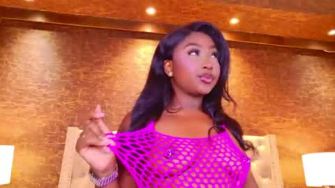 kishalove_ online show from June 13, 5:16 am