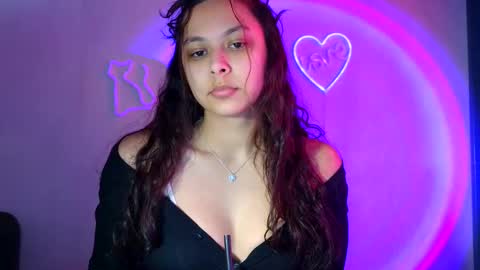 Snapshot of kiss_ameliaa chatting on February 27, 7:34 am kiss_ameliaa online show from February 27, 7:34 am