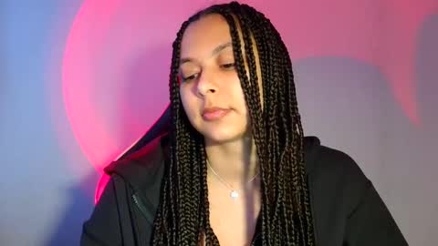 Snapshot of kiss_ameliaa chatting on March 7, 7:52 am kiss_ameliaa online show from March 7, 7:52 am
