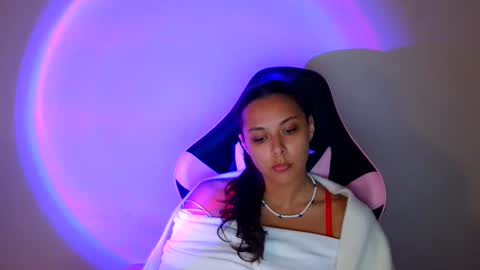 Snapshot of kiss_ameliaa chatting on September 24, 7:40 am kiss_ameliaa online show from September 24, 7:40 am