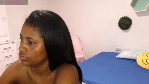 Violet  online show from January 5, 2:52 pm