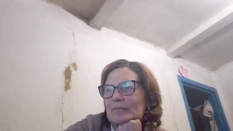 kissandvibe online show from February 23, 8:41 pm