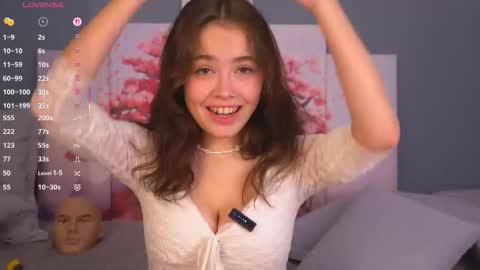 Snapshot of kissiekat chatting on October 2, 9:14 am Mia online show from October 2, 9:14 am