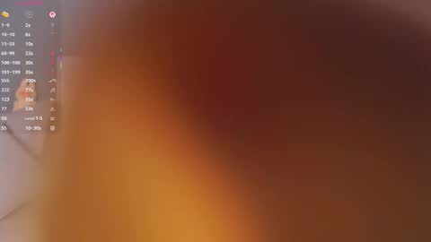 Snapshot of kissiekat chatting on October 19, 7:32 am Mia online show from October 19, 7:32 am