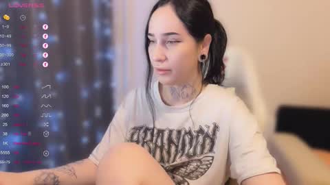 Snapshot of kissmenastya chatting on October 22, 1:32 am Nastya online show from October 22, 1:32 am