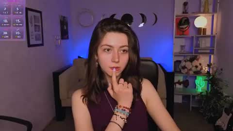 kitniss online show from June 28, 7:53 pm