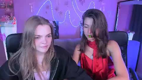 kitniss online show from July 30, 1:06 am
