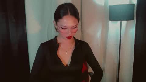 KITTY online show from September 29, 5:34 am