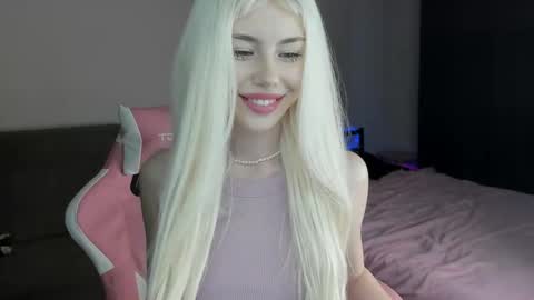 erika 3 online show from January 14, 9:14 am