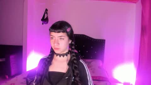 kitty__chs online show from December 4, 11:23 am