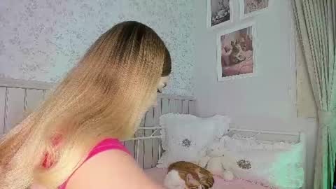 sophie online show from July 13, 5:57 pm