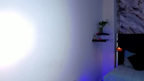Kitty online show from June 16, 3:02 pm
