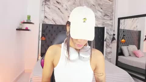 Kitty online show from July 1, 12:04 pm