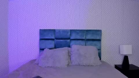 Snapshot of kitty_ford chatting on February 11, 5:07 pm Kitty online show from February 11, 5:07 pm