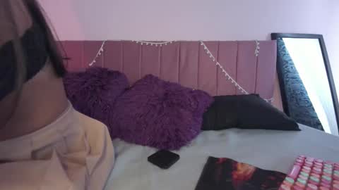 kitty_kryss online show from March 18, 7:41 pm