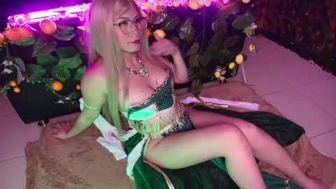 Kitty online show from April 16, 2:34 am