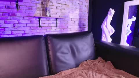 Kitty online show from March 14, 5:19 am