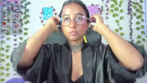 Kitty online show from June 24, 3:27 am