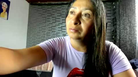 violet online show from June 24, 2:16 pm