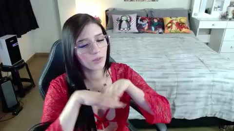 Isabel online show from June 27, 5:08 am