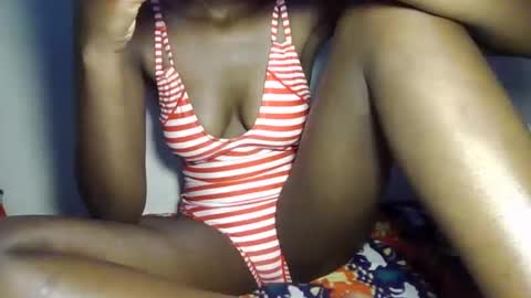 kittynova1 online show from May 18, 10:49 pm