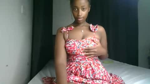 Kittypettite online show from March 1, 4:39 pm