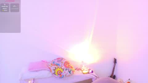  K I T T  Y  online show from August 5, 1:50 pm