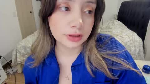 kittywantslove23 online show from May 2, 12:58 am