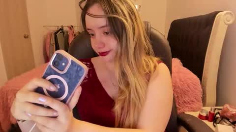 kittywantslove23 online show from November 21, 12:12 am