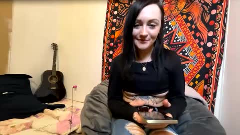 Kitty online show from December 15, 2:37 pm