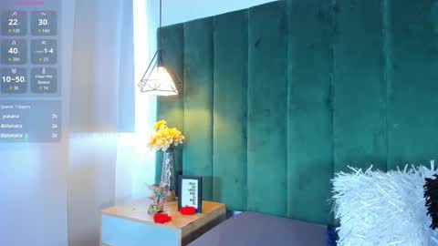 K I T T Y Y  online show from September 8, 6:07 pm