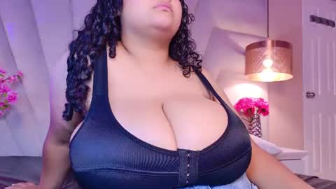 Kitty Hill online show from June 30, 10:15 am