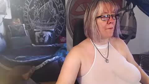 Michelle online show from July 21, 11:33 am