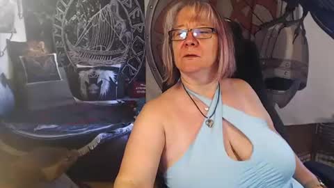 Michelle online show from July 15, 11:48 am