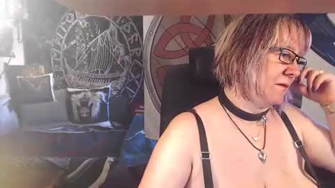 Michelle online show from June 20, 9:35 am