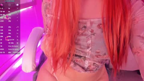 Snapshot of kloe_raize chatting on December 3, 10:29 pm Kloe online show from December 3, 10:29 pm