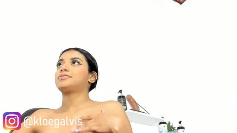 KLOE online show from November 16, 6:30 pm