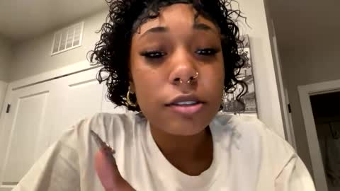 kneel4nasiaa online show from March 13, 12:34 am