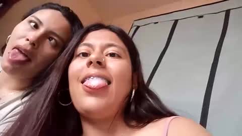 Konny and Laila online show from March 14, 10:55 pm